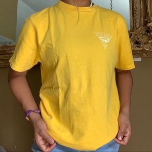 Van’s Tropical T-Shirt 🌊🌴